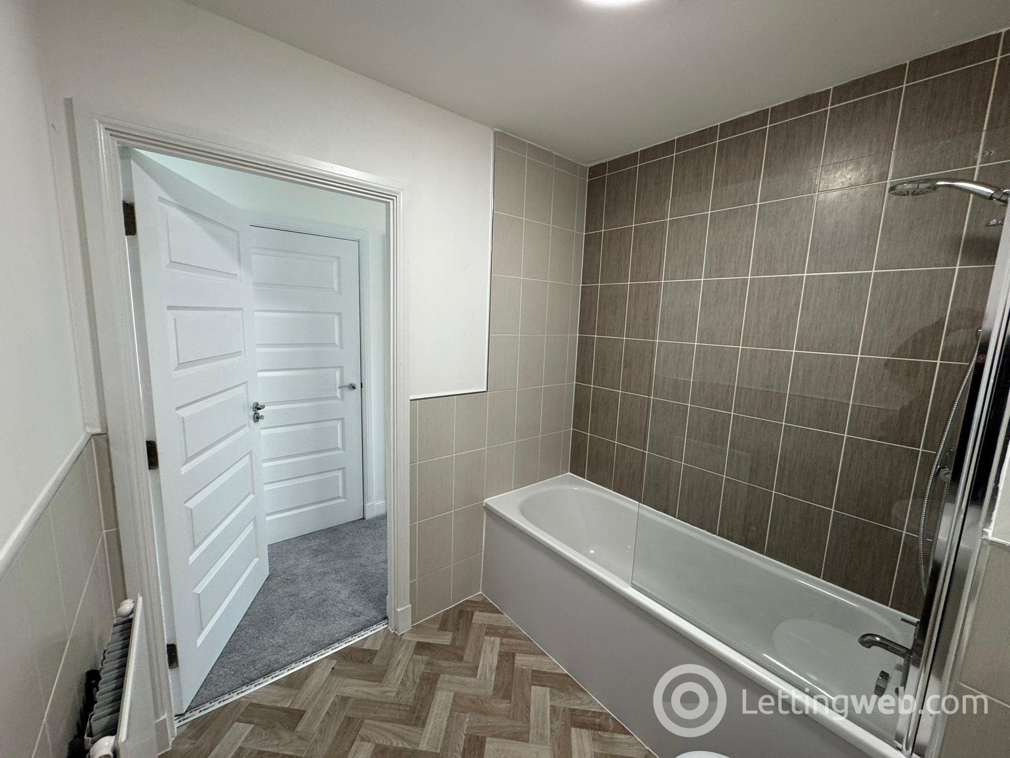 Property to rent in 17J, College Medway, Eskbank, Dalkeith, EH22 3FS