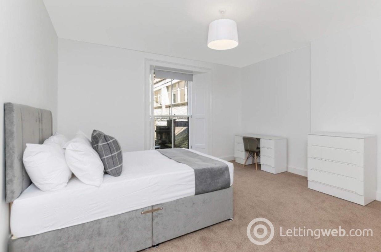 Property to rent in Princes Street, City Centre, Edinburgh, EH2 2ER