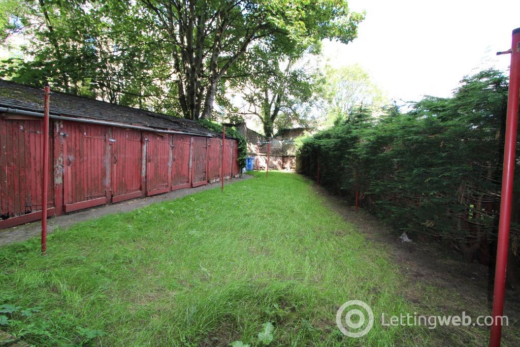 Property to rent in Strathmartine Road, Strathmartine, Dundee, DD3