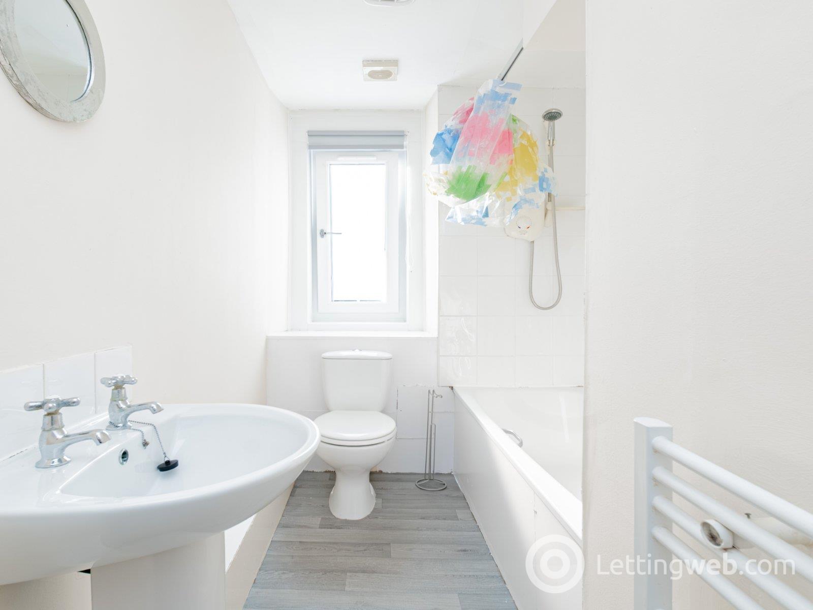 Property to rent in Lochee Road, West End, Dundee, DD2