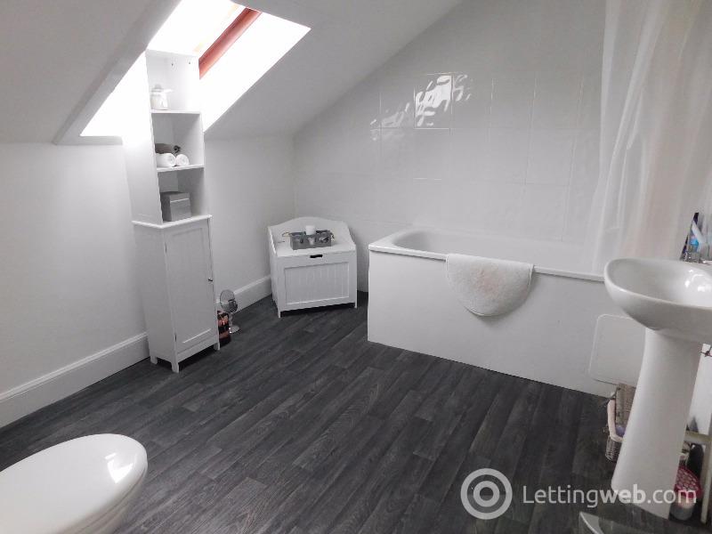 Property to rent in Nethergate, City Centre, Dundee, DD1