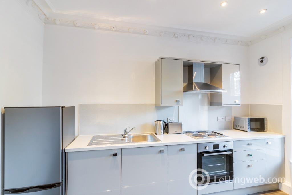 Property to rent in Park Avenue, Dundee, DD4
