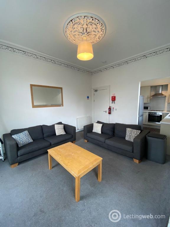 Property to rent in Nethergate, Dundee, DD1