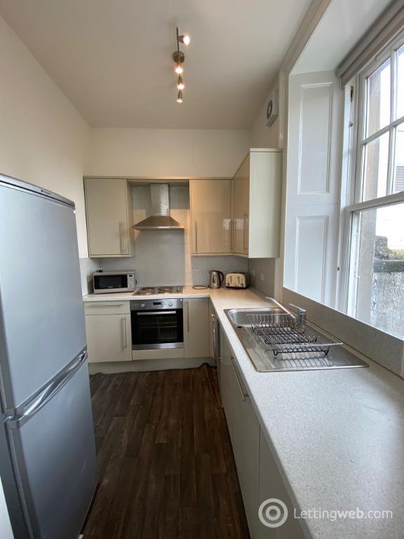 Property to rent in Nethergate, Dundee, DD1