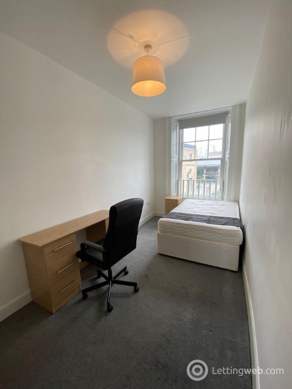 Property to rent in Nethergate, Dundee, DD1