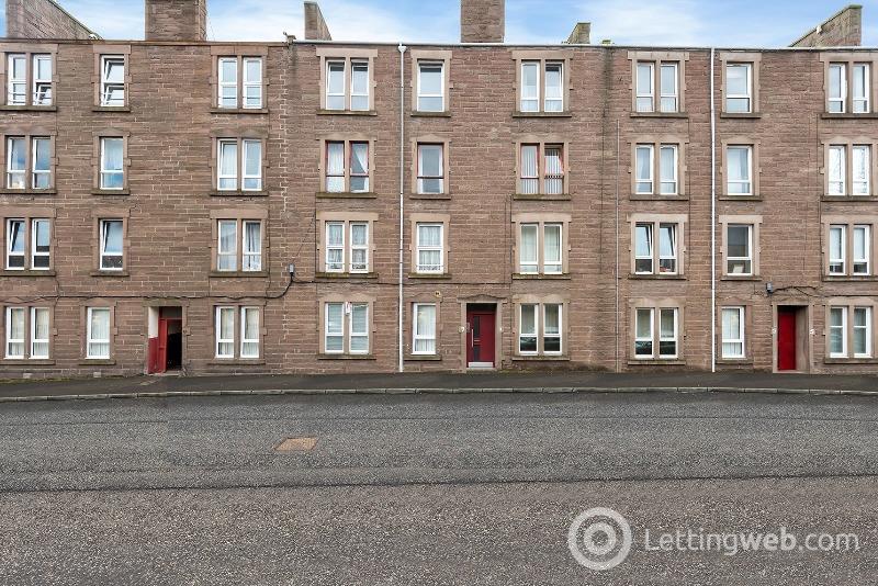 Property to rent in Pitfour Street, Dundee, DD2