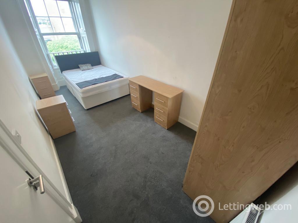 Property to rent in Nethergate, Dundee, DD1