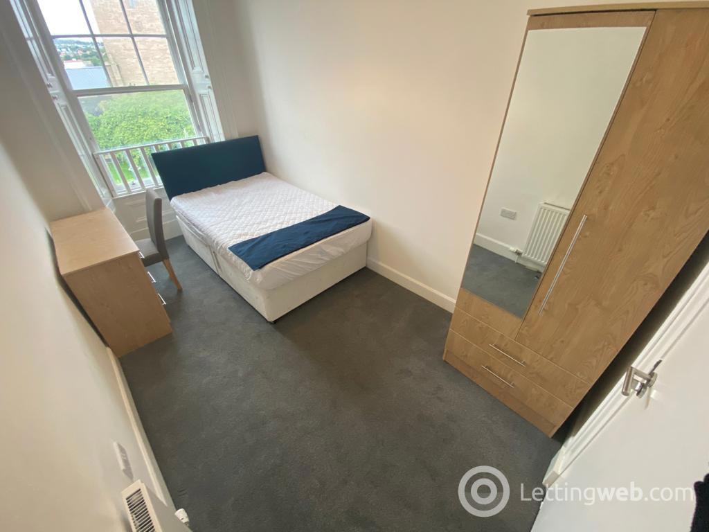 Property to rent in Nethergate, Dundee, DD1