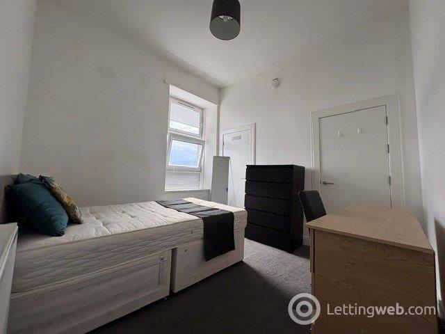 Property to rent in Perth Road, Dundee, DD1