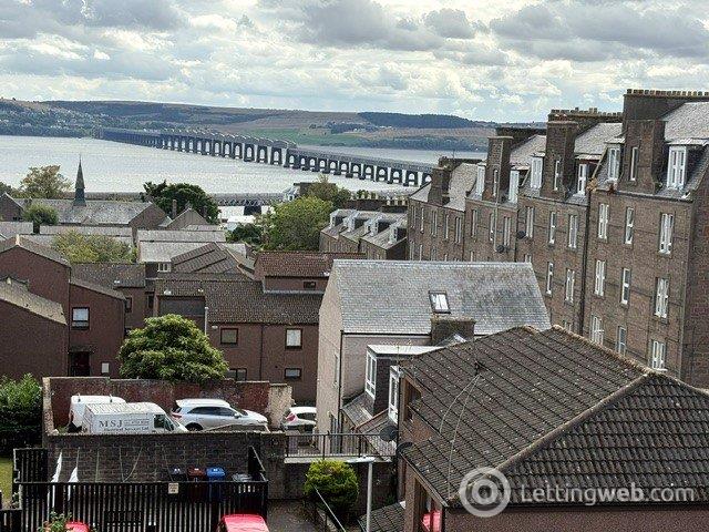 Property to rent in Perth Road, Dundee, DD1