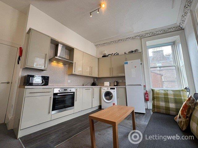 Property to rent in Perth Road, Dundee, DD1