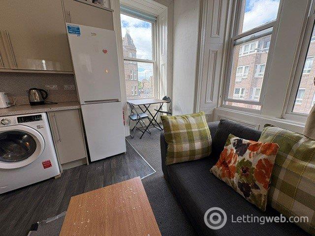 Property to rent in Perth Road, Dundee, DD1
