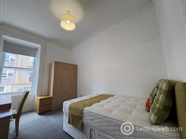 Property to rent in Perth Road, Dundee, DD1