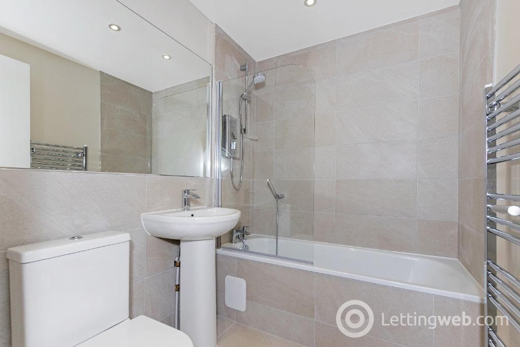 Property to rent in Forfar Road, Dundee, DD4