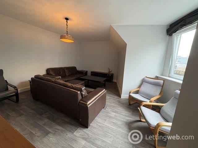 Property to rent in Victoria Road, Dundee, DD1