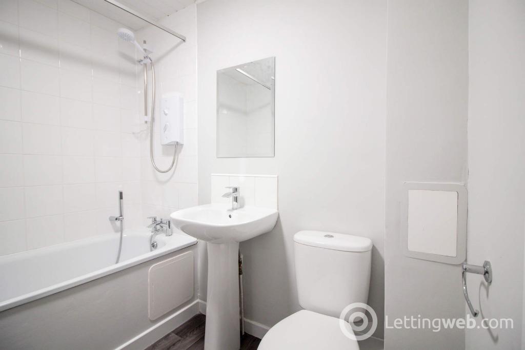 Property to rent in Eassons Angle, West End, Dundee, DD2