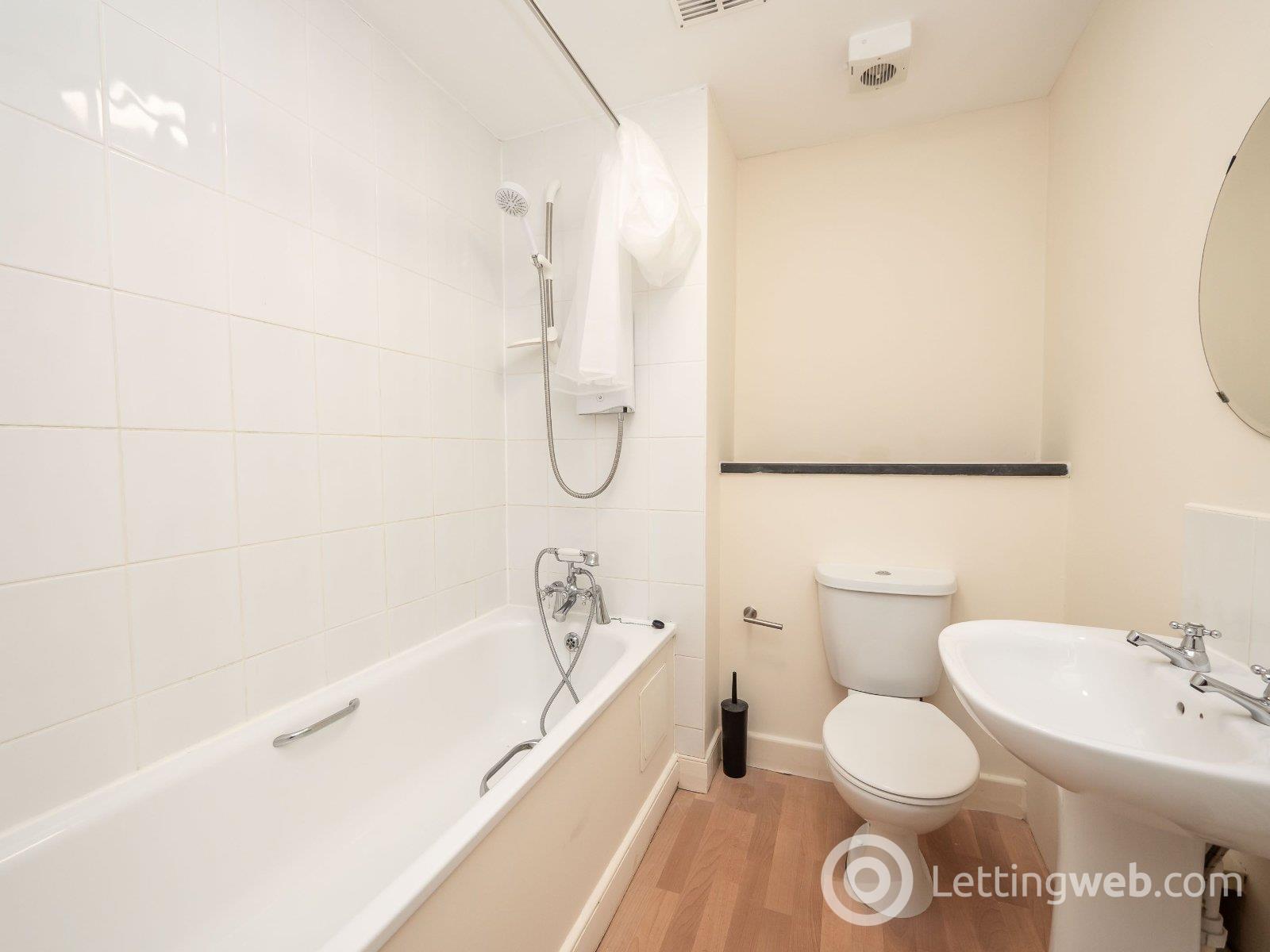 Property to rent in Blackness Road, West End, Dundee, DD2