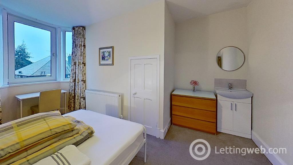 Property to rent in Holburn Street, Holburn, Aberdeen, AB10 7LJ