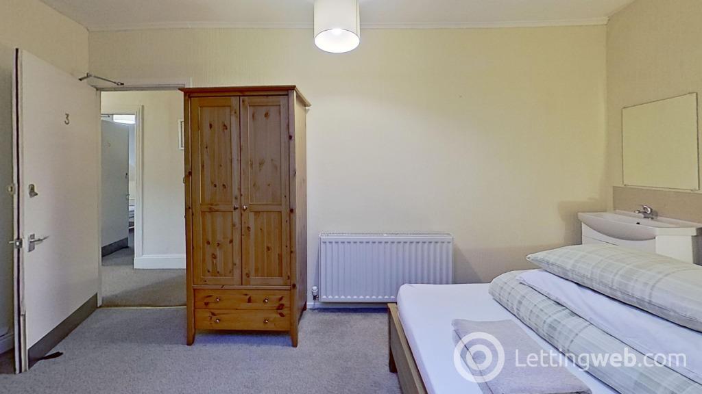 Property to rent in Holburn Street, Holburn, Aberdeen, AB10 7LJ