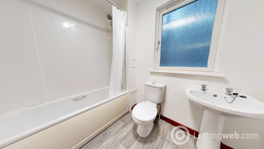 Property to rent in Rennies Court, City Centre, Aberdeen, AB11 6NZ