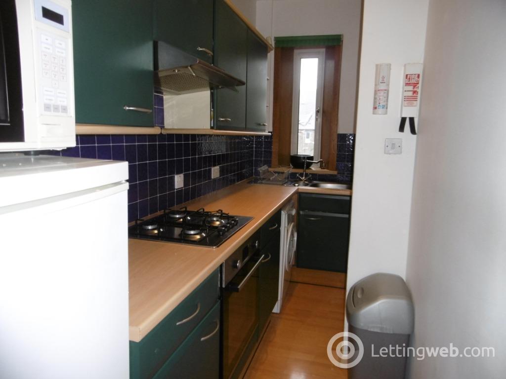 Property to rent in Erskine Street, City Centre, Aberdeen, AB24 3NP