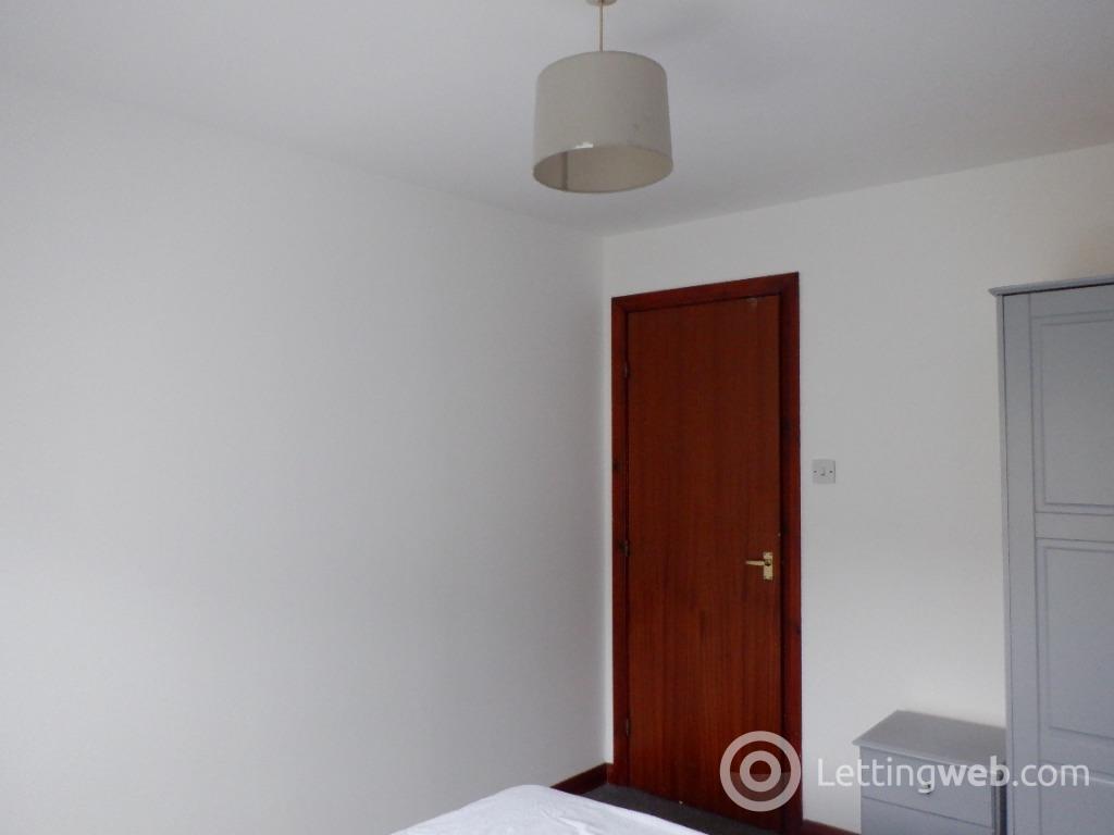 Property to rent in Rennies Court, City Centre, Aberdeen, AB11 6NZ