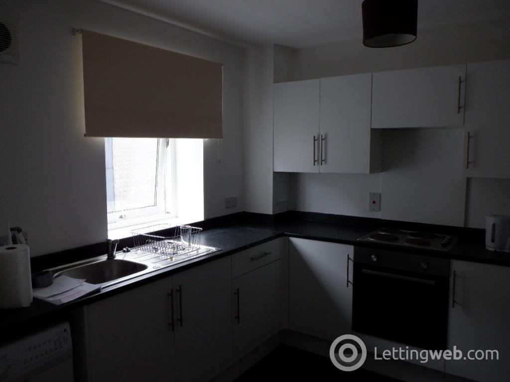 Property to rent in Rennies Court, City Centre, Aberdeen, AB11 6NZ