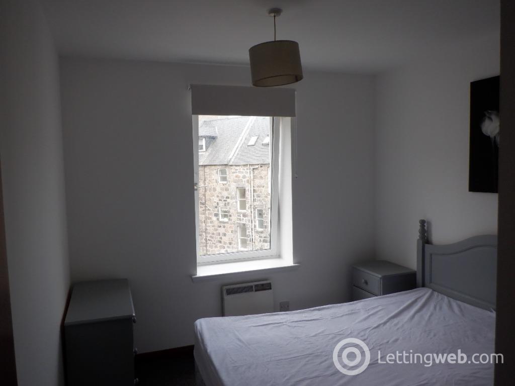 Property to rent in Rennies Court, City Centre, Aberdeen, AB11 6NZ