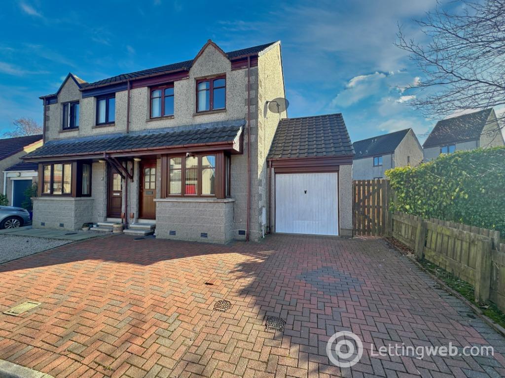 Property to rent in Clova Crescent, Kingswells, Aberdeen, AB15 8TJ