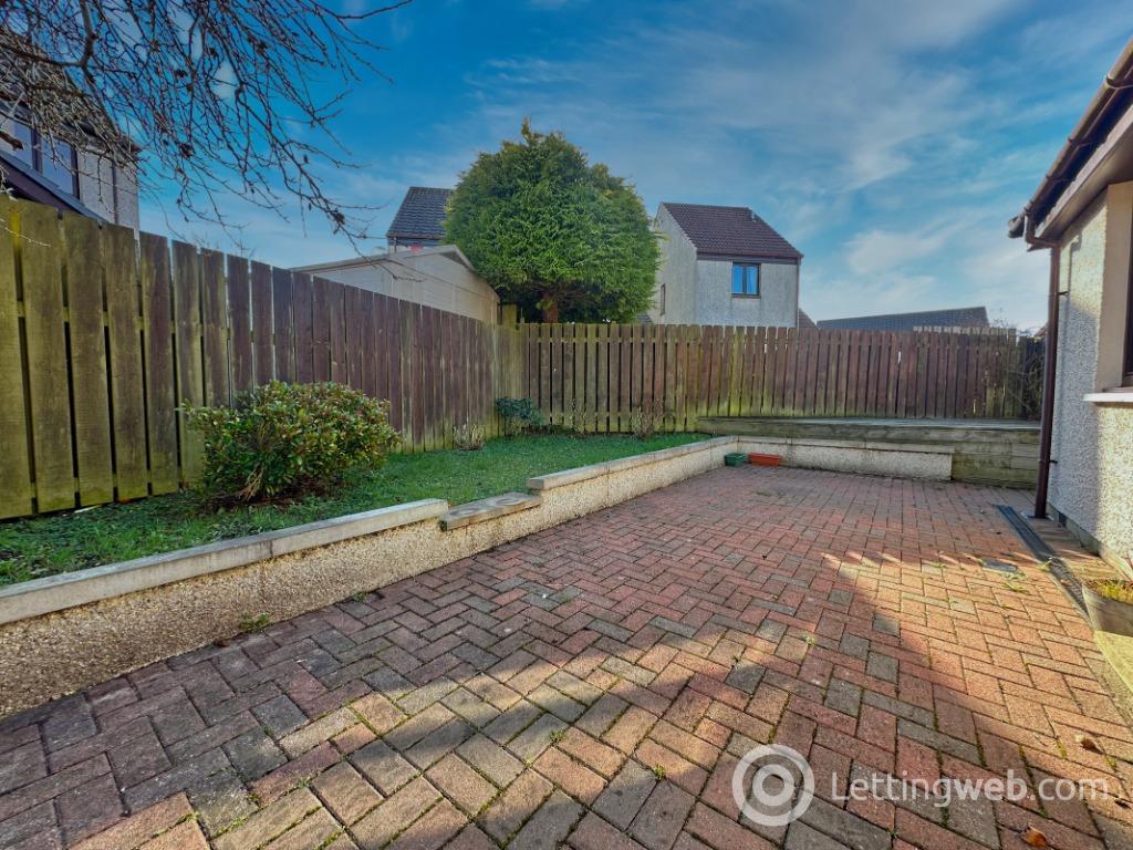 Property to rent in Clova Crescent, Kingswells, Aberdeen, AB15 8TJ