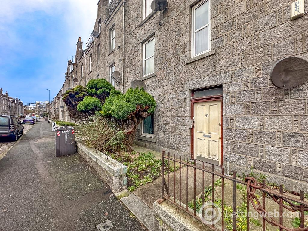 Property to rent in Summerfield Terrace, City Centre, Aberdeen, AB24 5JE