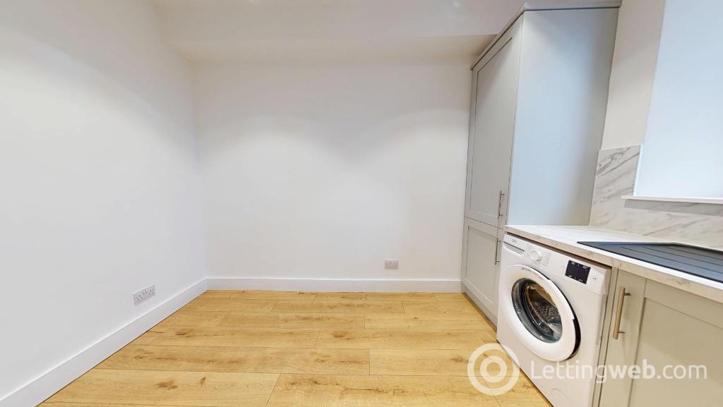 Property to rent in Summerfield Terrace, City Centre, Aberdeen, AB24 5JE