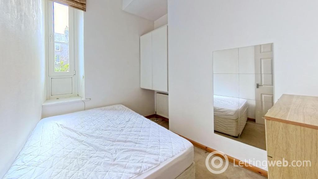 Property to rent in Skene Square, Rosemount, Aberdeen, AB25 2UP