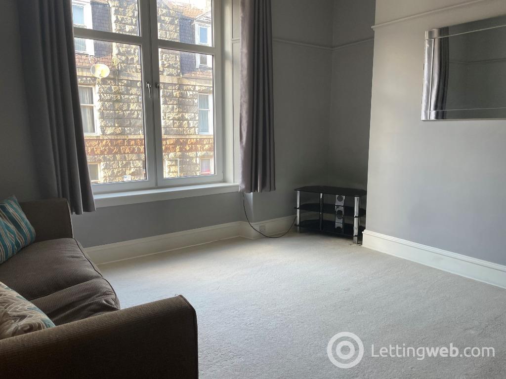 Property to rent in Wallfield Place, Rosemount, Aberdeen, AB25 2JR