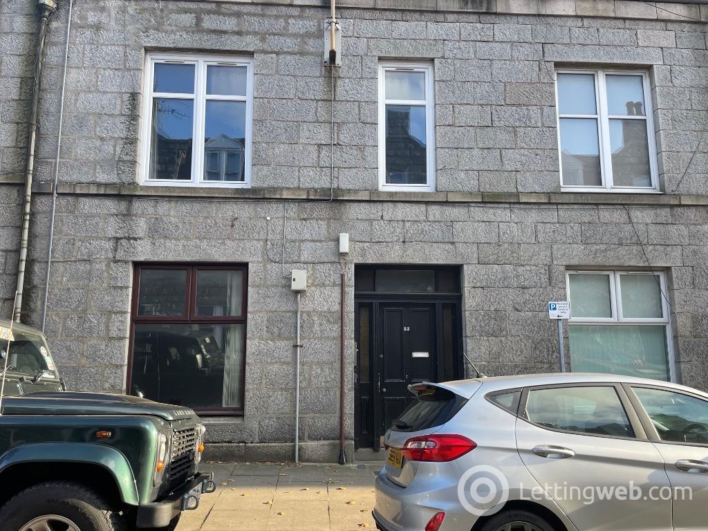 Property to rent in Wallfield Place, Rosemount, Aberdeen, AB25 2JR