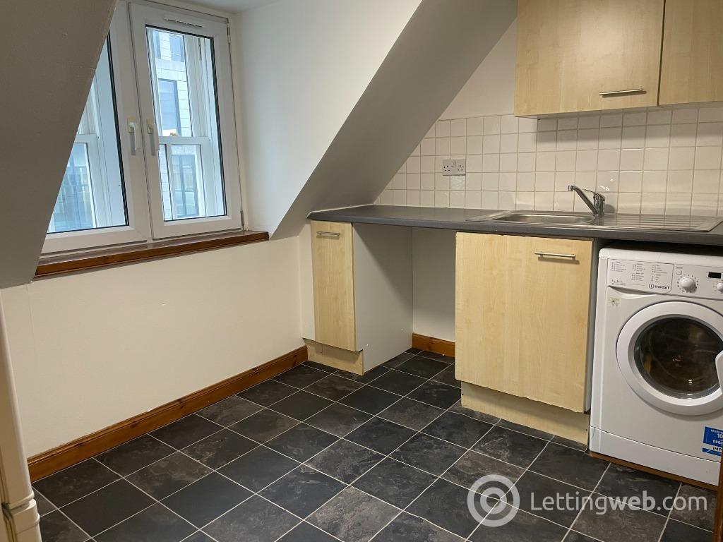 Property to rent in Upper Kirkgate, City Centre, Aberdeen, AB10 1BA