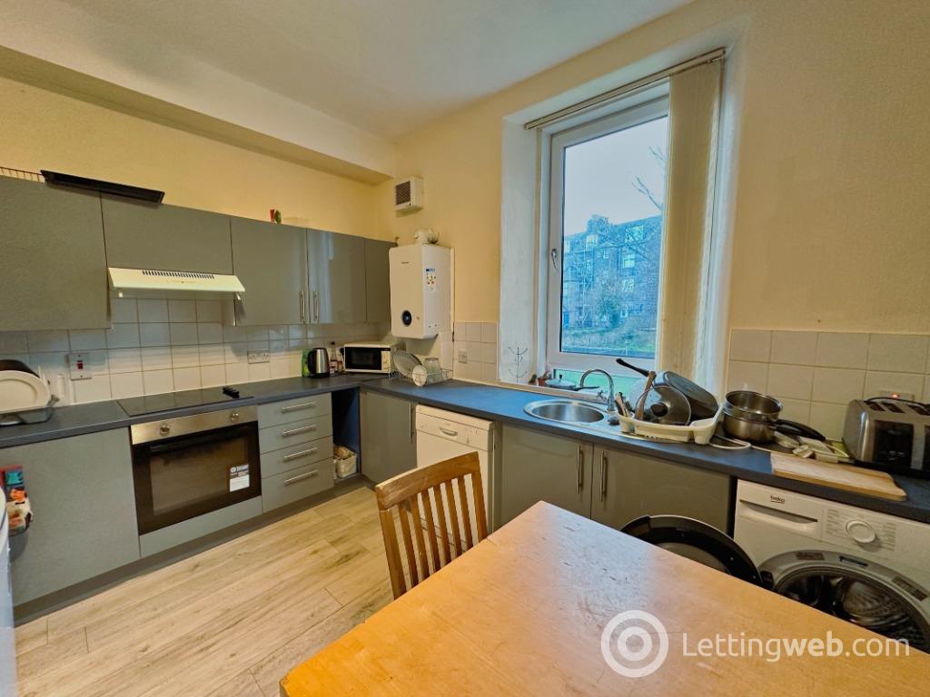 Property to rent in Menzies Road, Torry, Aberdeen, AB11 7DG