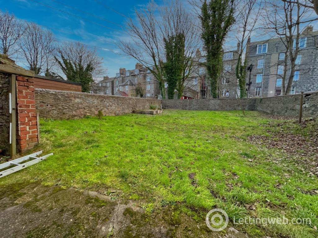 Property to rent in Menzies Road, Torry, Aberdeen, AB11 7DG