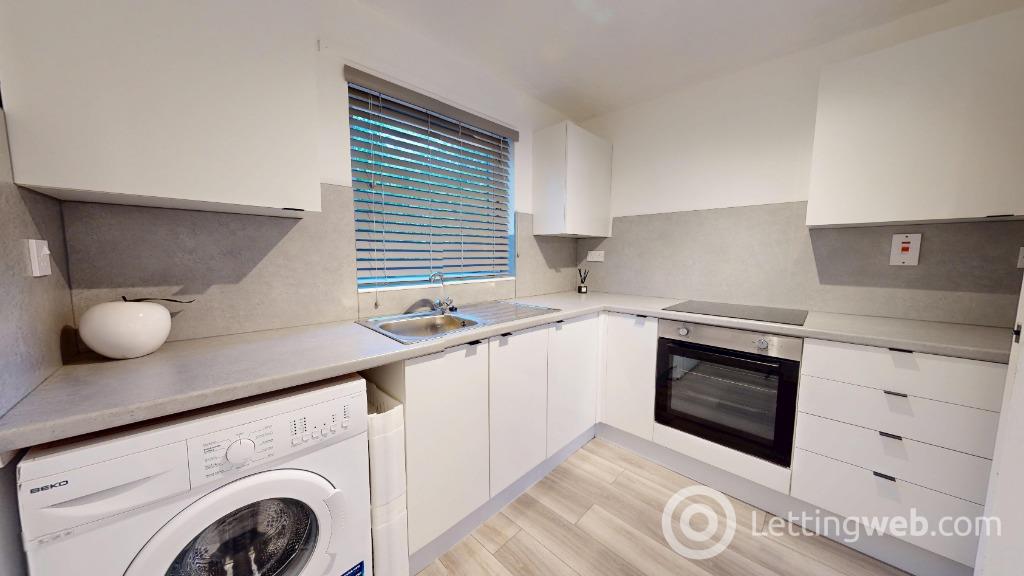 Property to rent in Mill Court, Woodside, Aberdeen, AB24 2UN