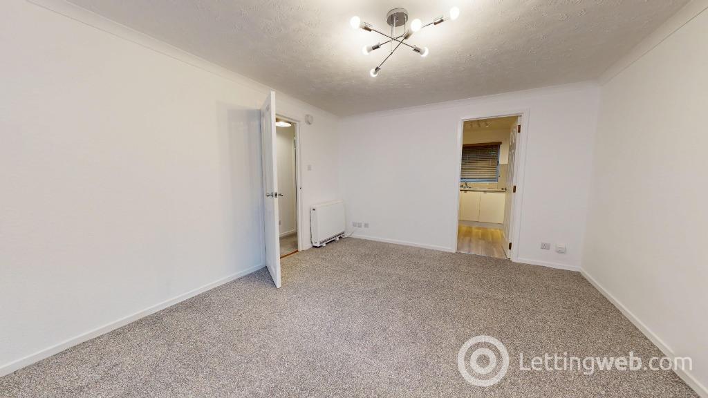 Property to rent in Mill Court, Woodside, Aberdeen, AB24 2UN