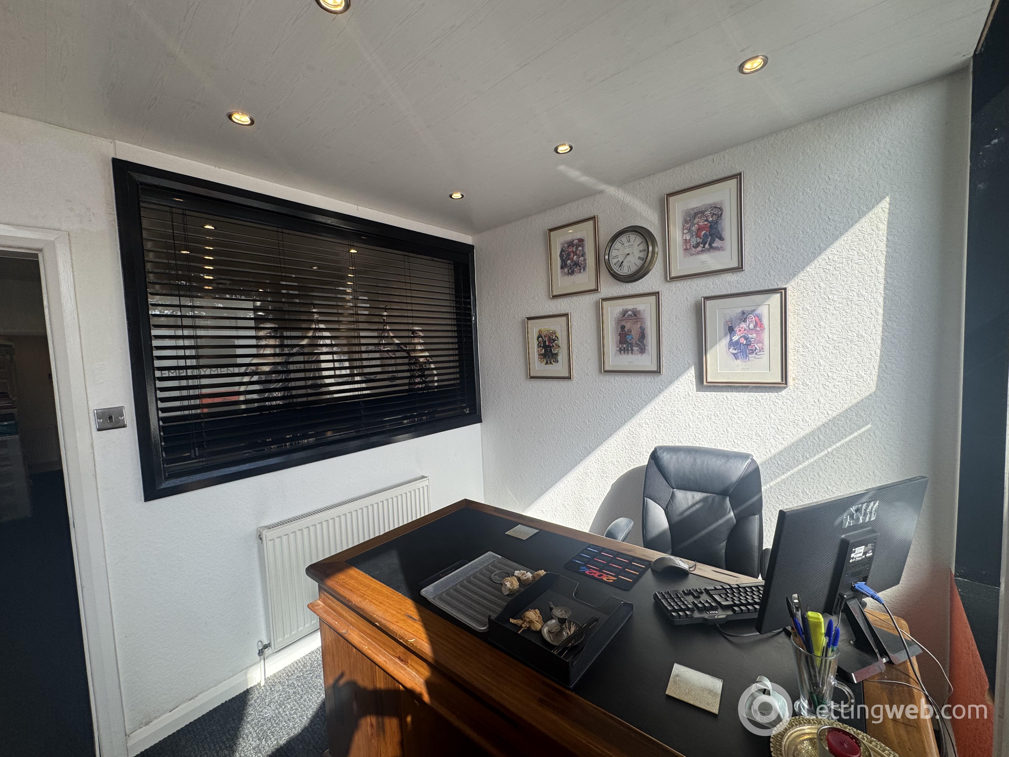 Property to rent in 1-3, Cumbernauld Road, Glasgow, G31 2SW