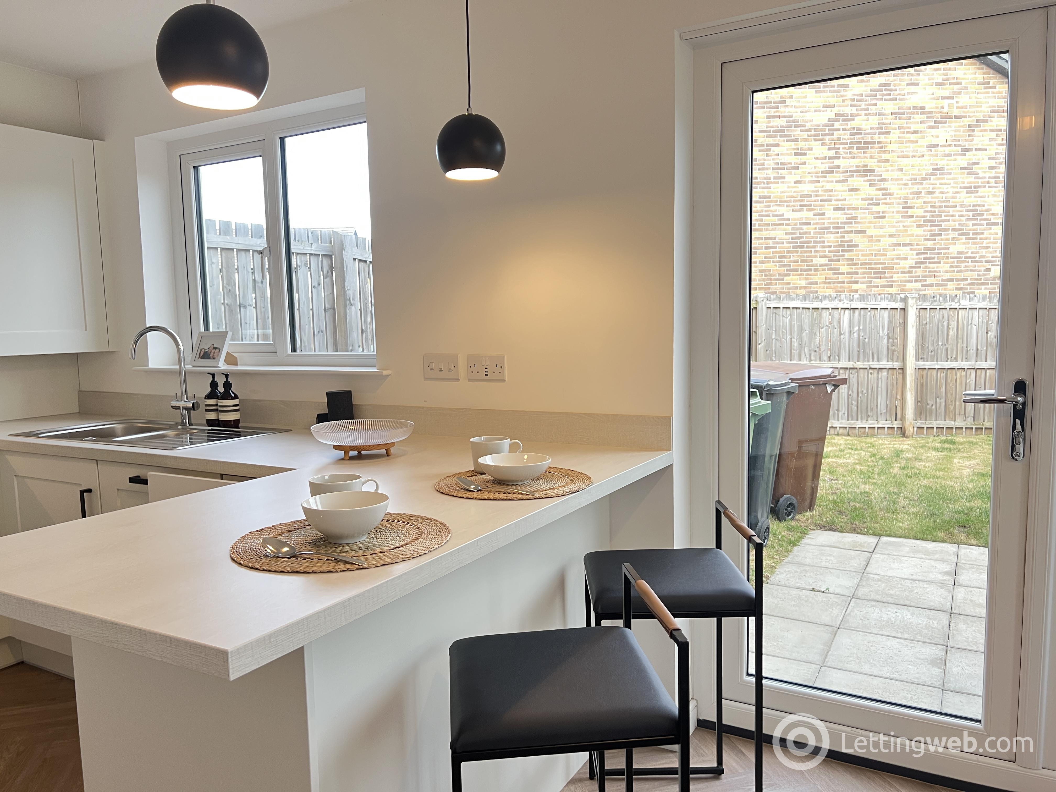 Property to rent in Parliament Way, Kirkliston, EH29