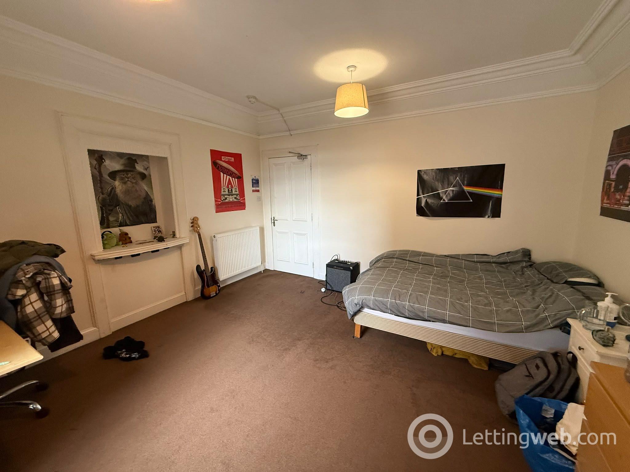 Property to rent in Perth Road, Dundee