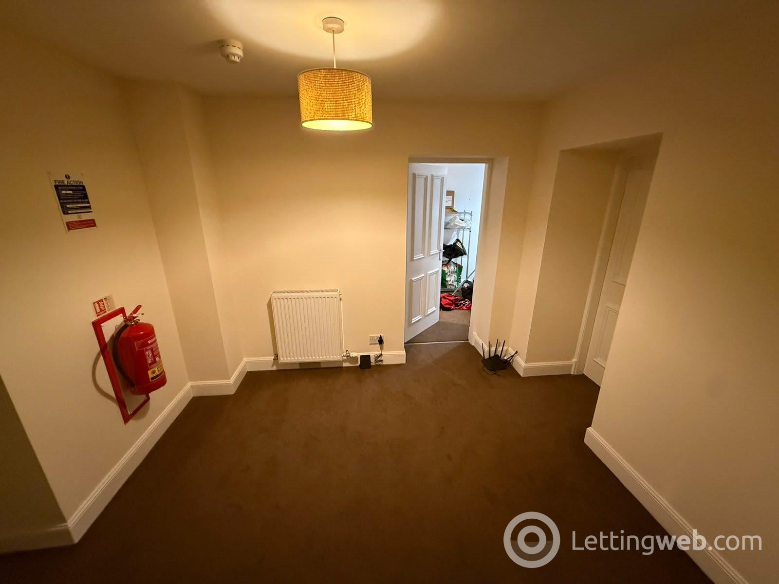 Property to rent in Perth Road, Dundee