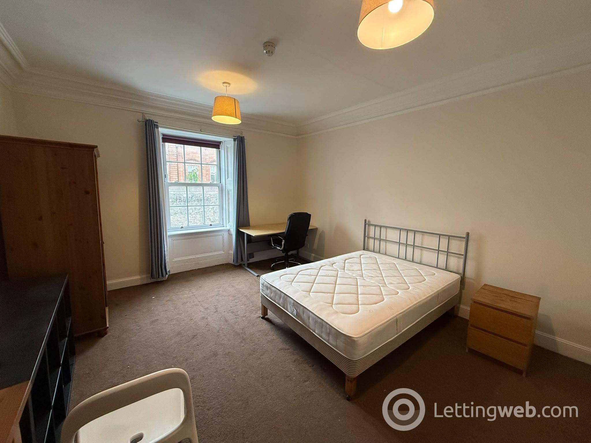 Property to rent in Perth Road, Dundee