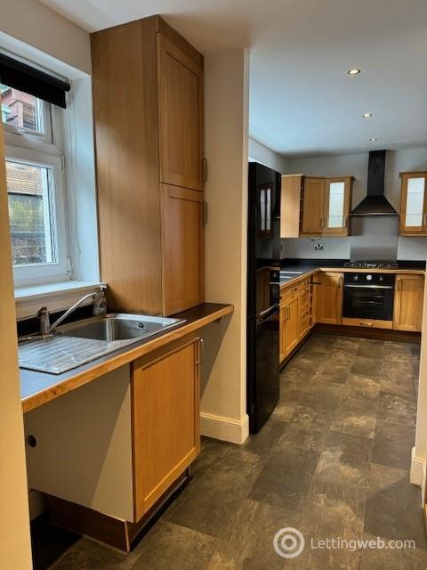 Property to rent in 4 Edinburgh Road, Peebles