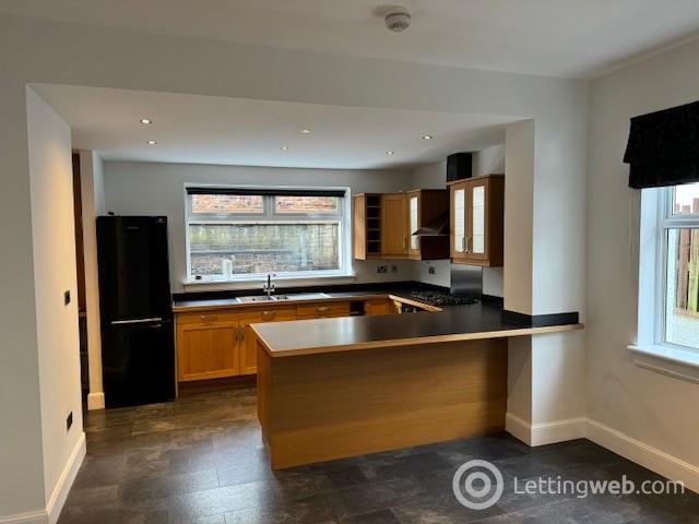 Property to rent in 4 Edinburgh Road, Peebles