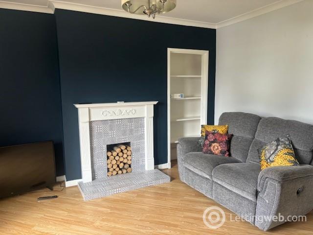 Property to rent in 9 Horsbrugh Street, Innerleithen