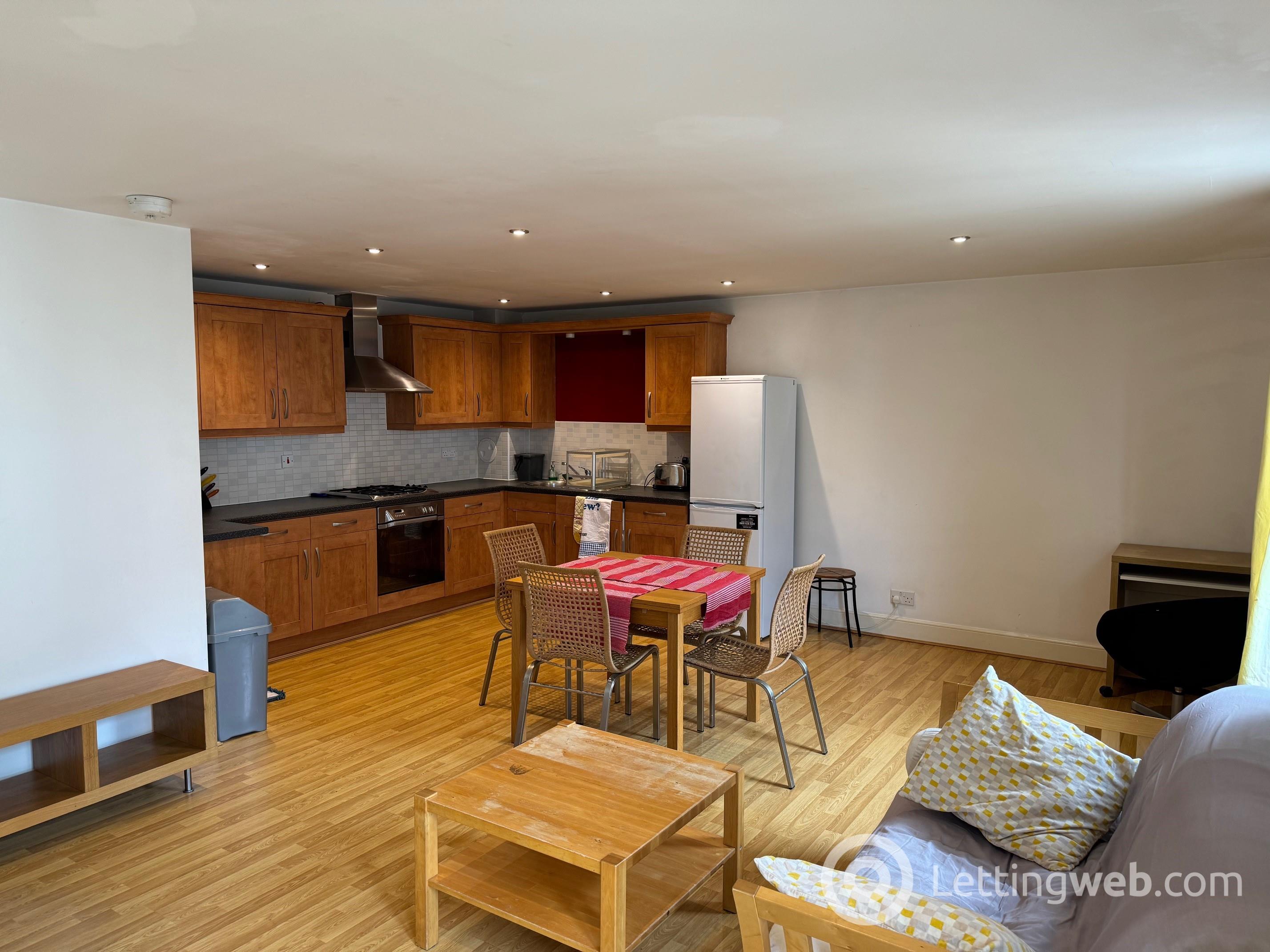 Property to rent in Cables Wynd