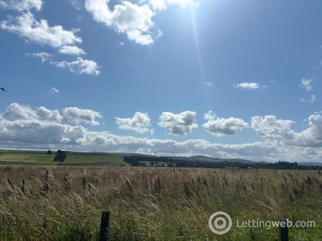 Property to rent in St. Andrews Close, West Linton